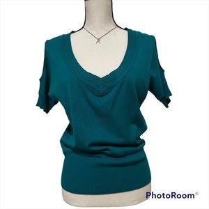 Grane V-Neck Cold Shoulder 3/4 Sleeve NWOT Teal Top